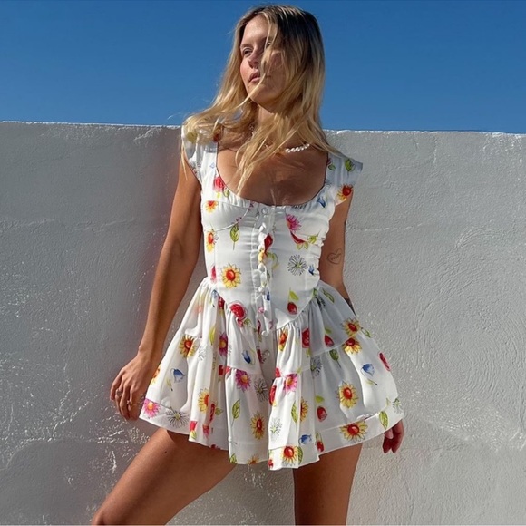 Vanessa Mooney Other - Vanessa Mooney Elisabeth Romper Mini White
Pastel Flower